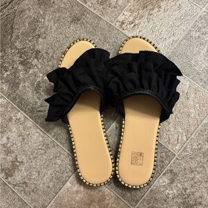 Ruffle sandals